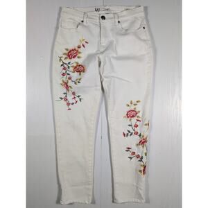 DG2 Diane Gilman Women’s 6P White Ankle Jeans Virtual Stretch Floral Embroidered